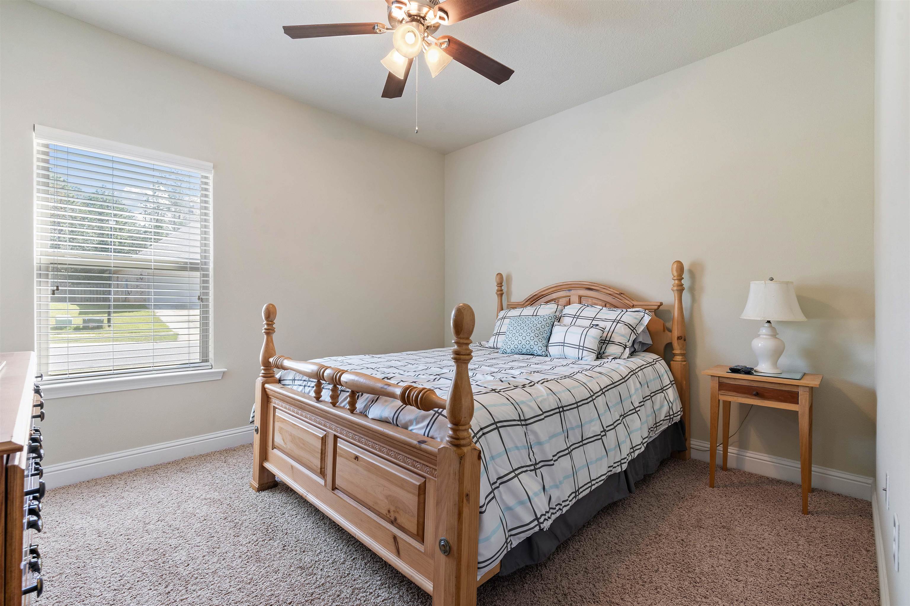11712 Alameda Court Daphne, AL 36527 - Photo 20 of 27 Bedroom