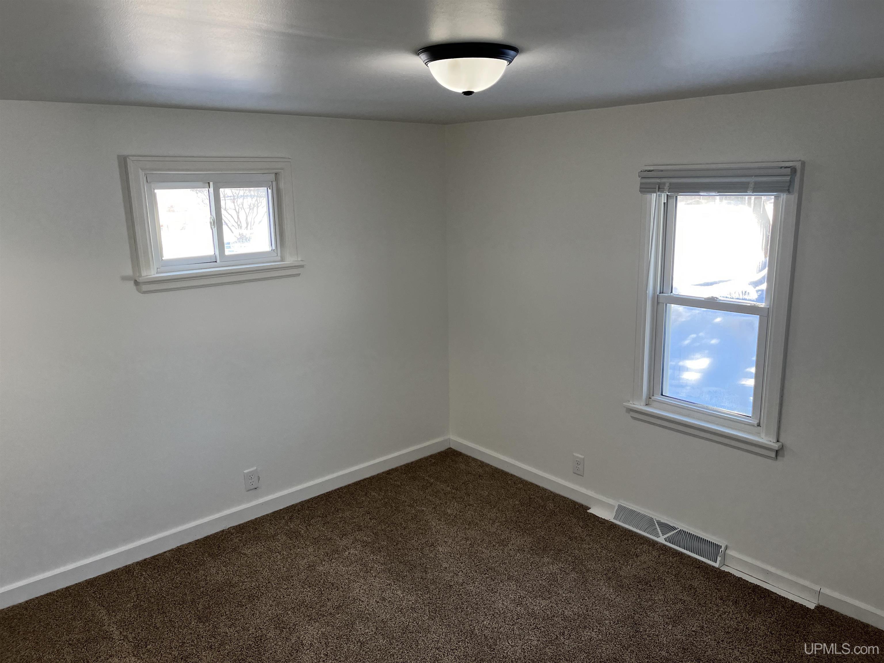 2880 18th Road Escanaba, MI 49829 - Photo 25 of 48