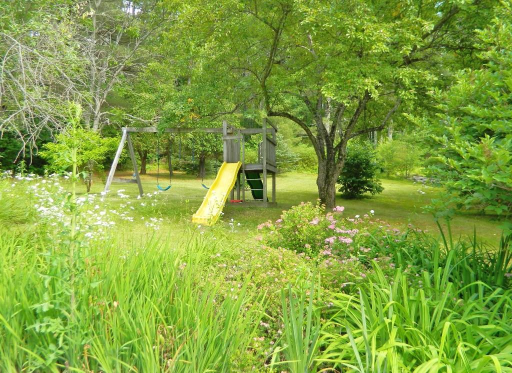38 Hawthorne Road Raymond, ME 04071 - Photo 16 of 19 Photo