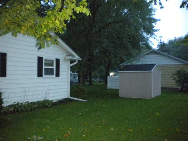 119 North Riverside Boulevard Goshen, IN 46526 - Photo 2 of 6 Gallery Image 2