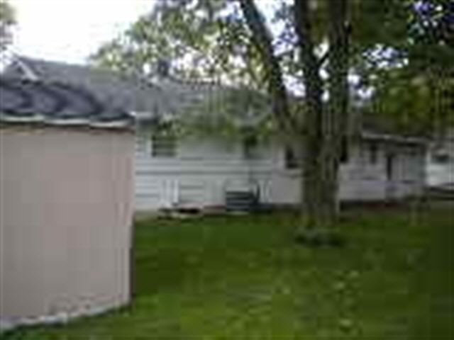 119 North Riverside Boulevard Goshen, IN 46526 - Photo 5 of 6 Gallery Image 5