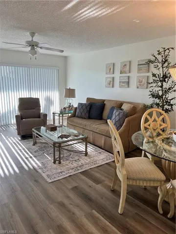 $3,650 | 111 Palm Drive, Unit 4, Naples, FL 34112