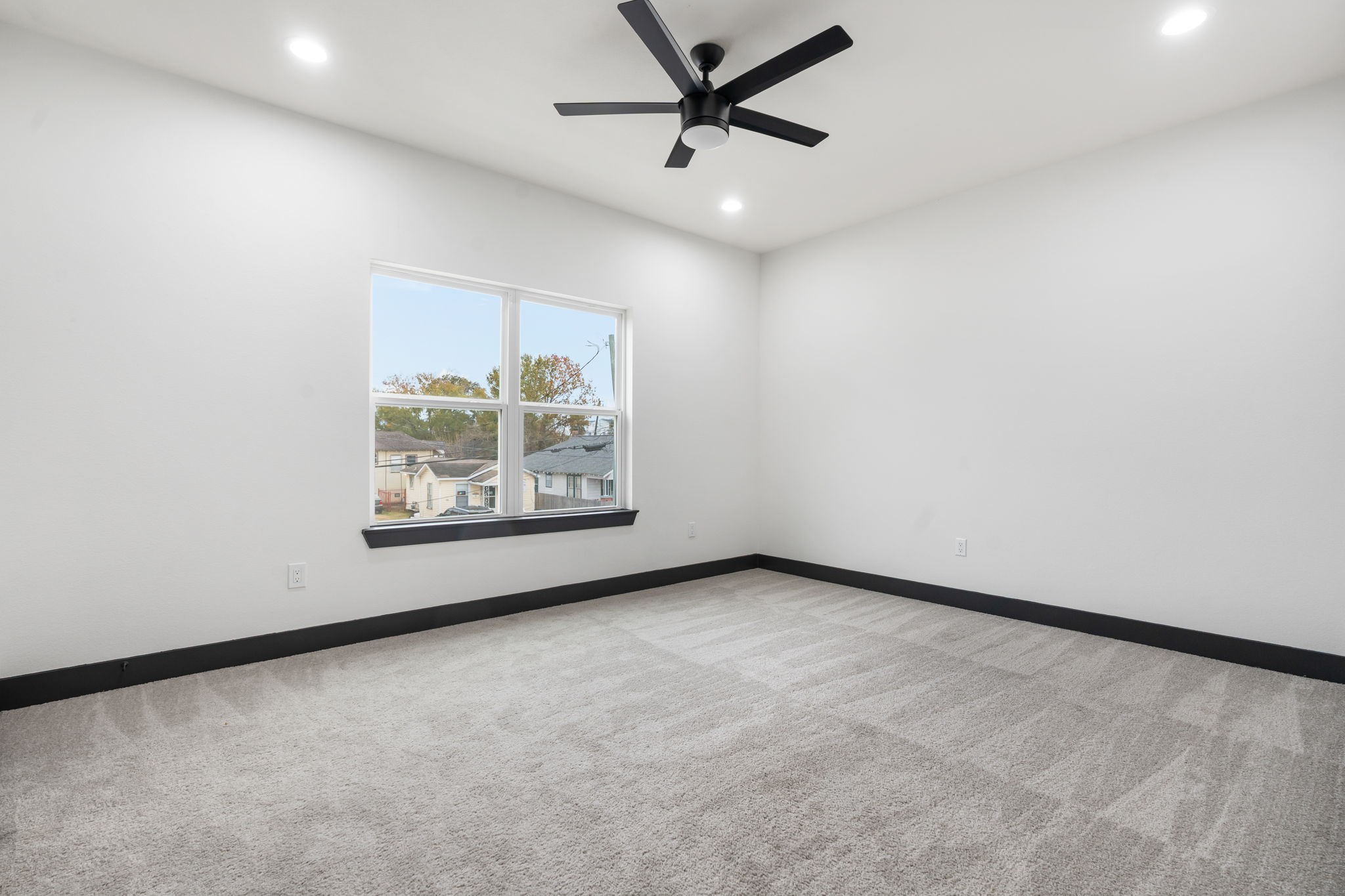 911 Panama Street Houston, TX 77009 - Photo 19 of 22