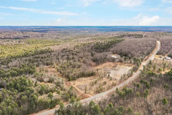$400,000 | 32-1 Chestnut Hill Road, New Boston, NH 03070