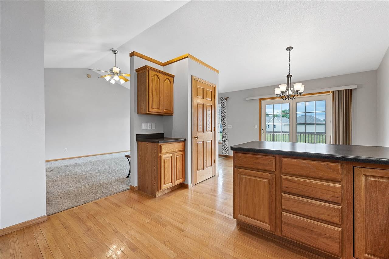 3047 Timber Creek Circle Riverside, IA 52327 - Photo 10 of 25 Gallery Image 10