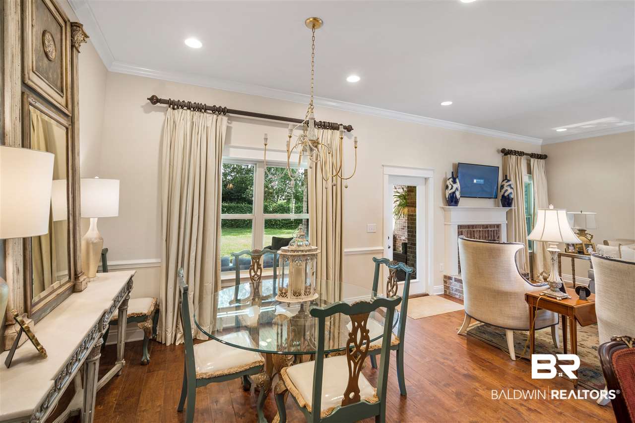 9054 Lake View Drive Fairhope, AL 36532 - Photo 6 of 29 Breakfast Area