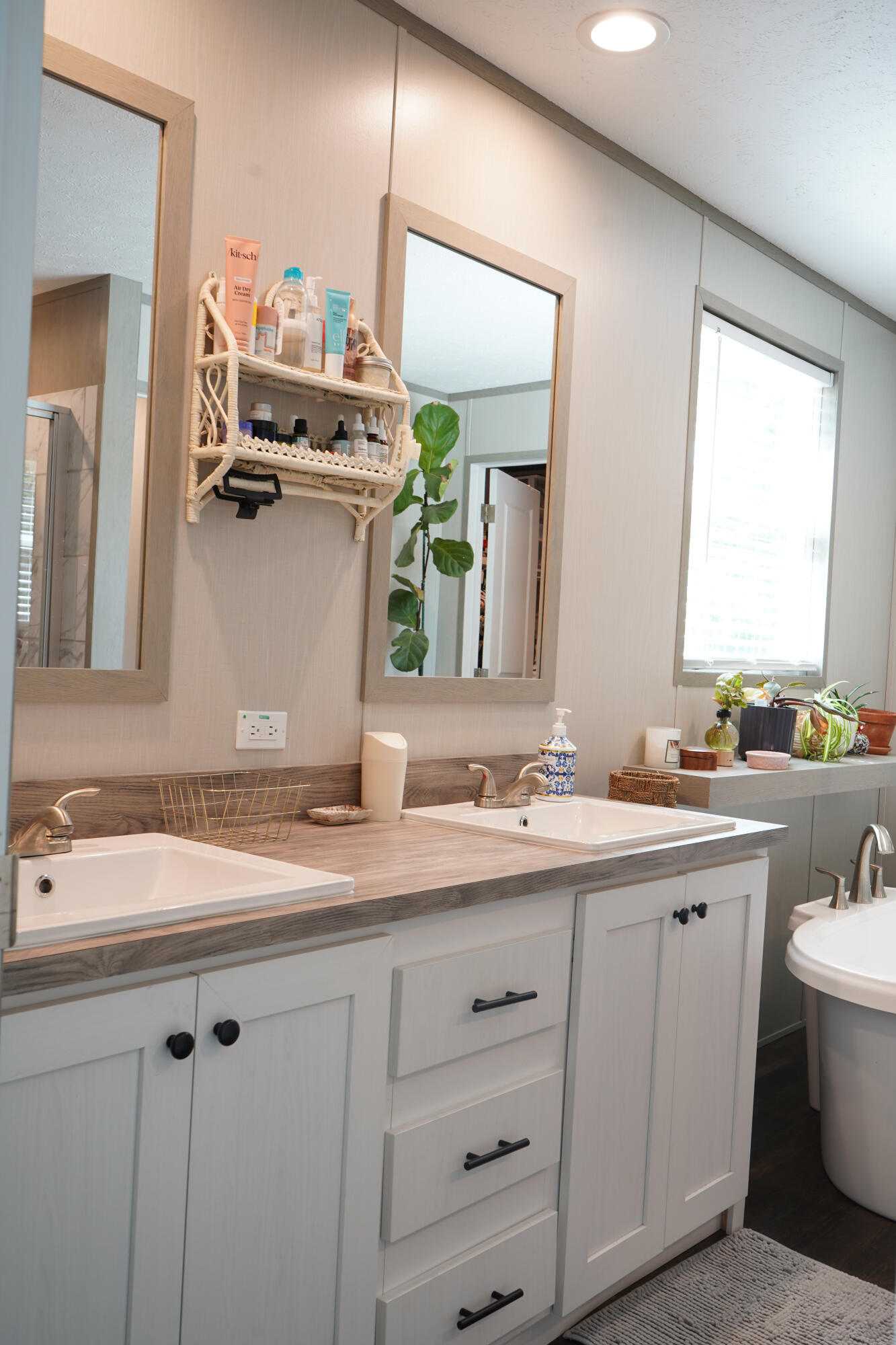 1719 Deerhead Road Dunlap, TN 37327 - Photo 20 of 24 Master Bath