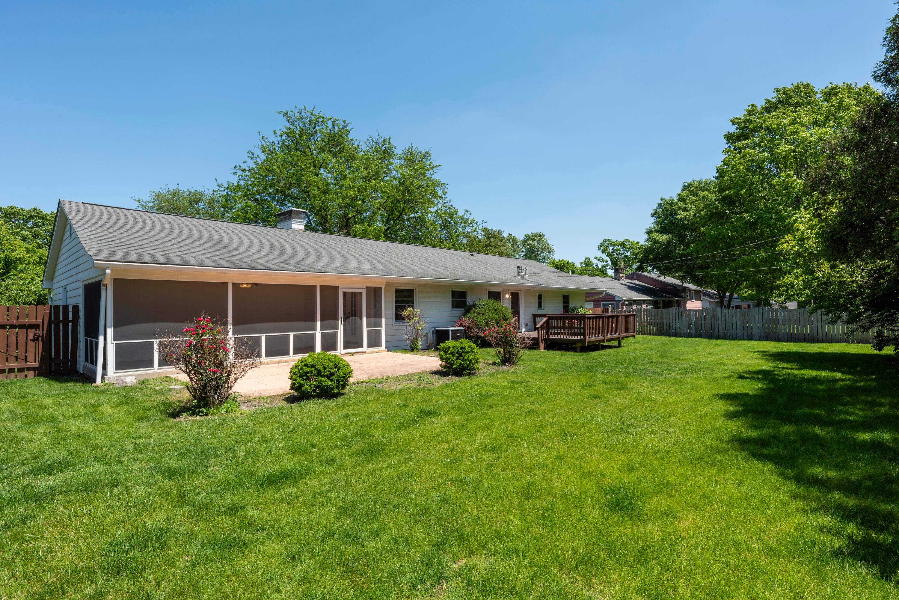 1491 Kirkley Road Columbus, OH 43221 - Photo 44 of 49