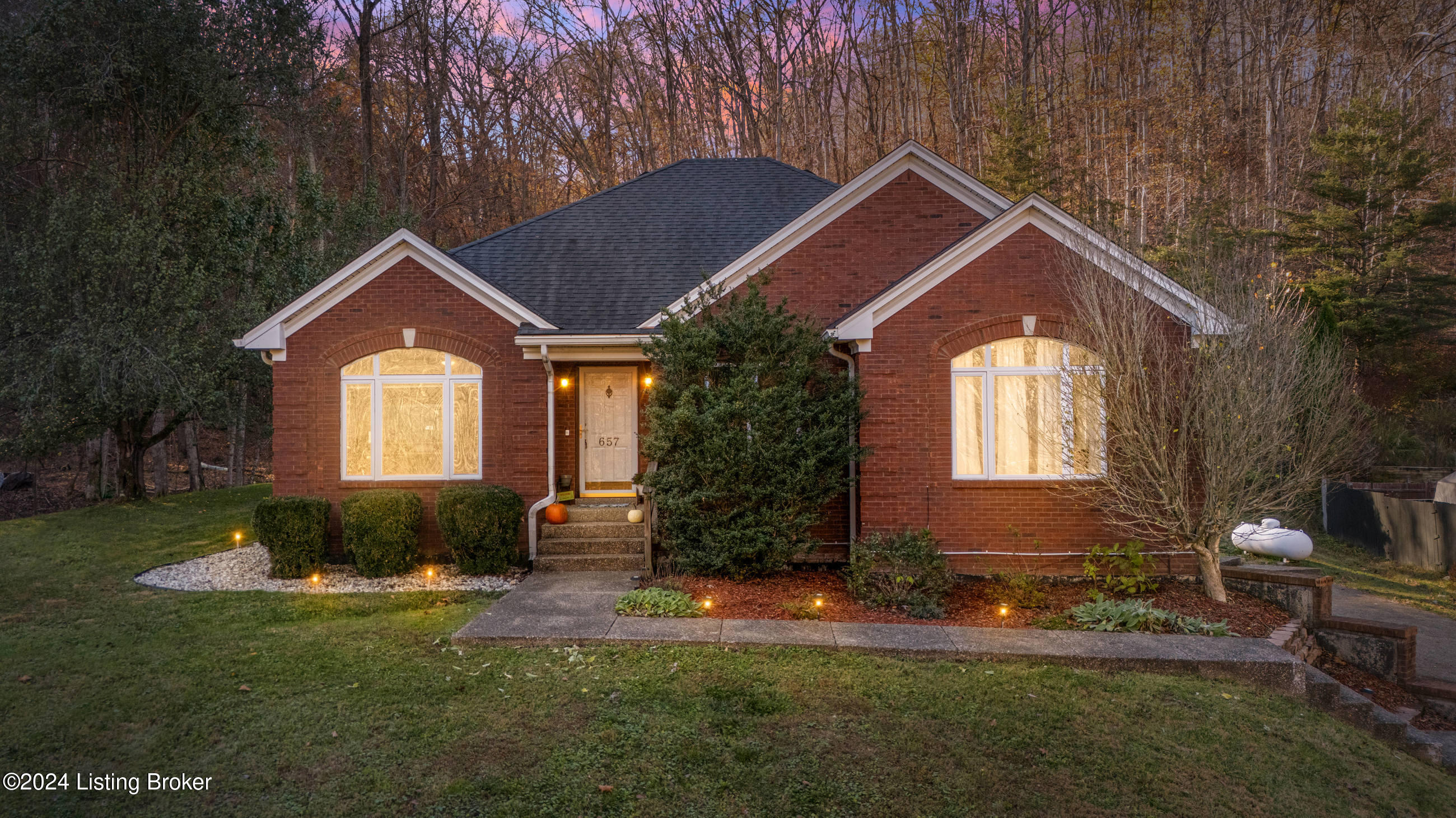 657 Hurst Road Brooks, KY 40109 - Photo 1 of 54 657hurst_001vt