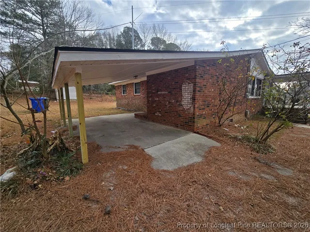 $950 | 705 Dwain Drive, Fayetteville, NC 28305