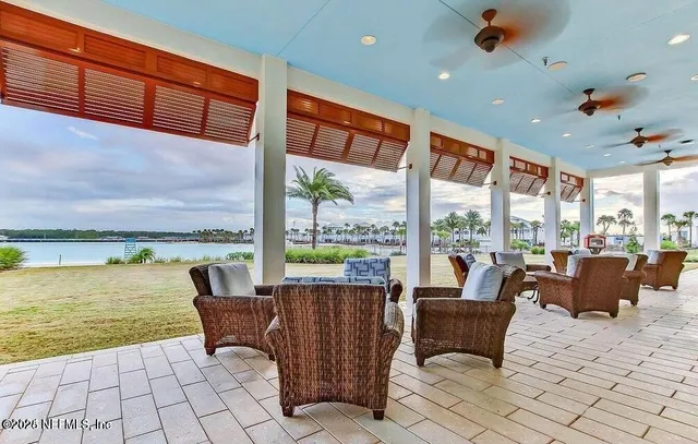 $2,345 | 410 Boracay Circle, St. Johns, FL 32259