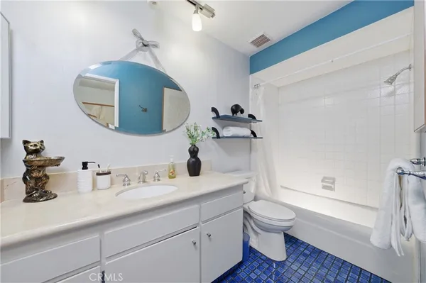 $629,000 | 2311 4th Street, Unit 106, Santa Monica, CA 90405