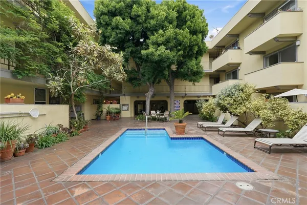 $629,000 | 2311 4th Street, Unit 106, Santa Monica, CA 90405