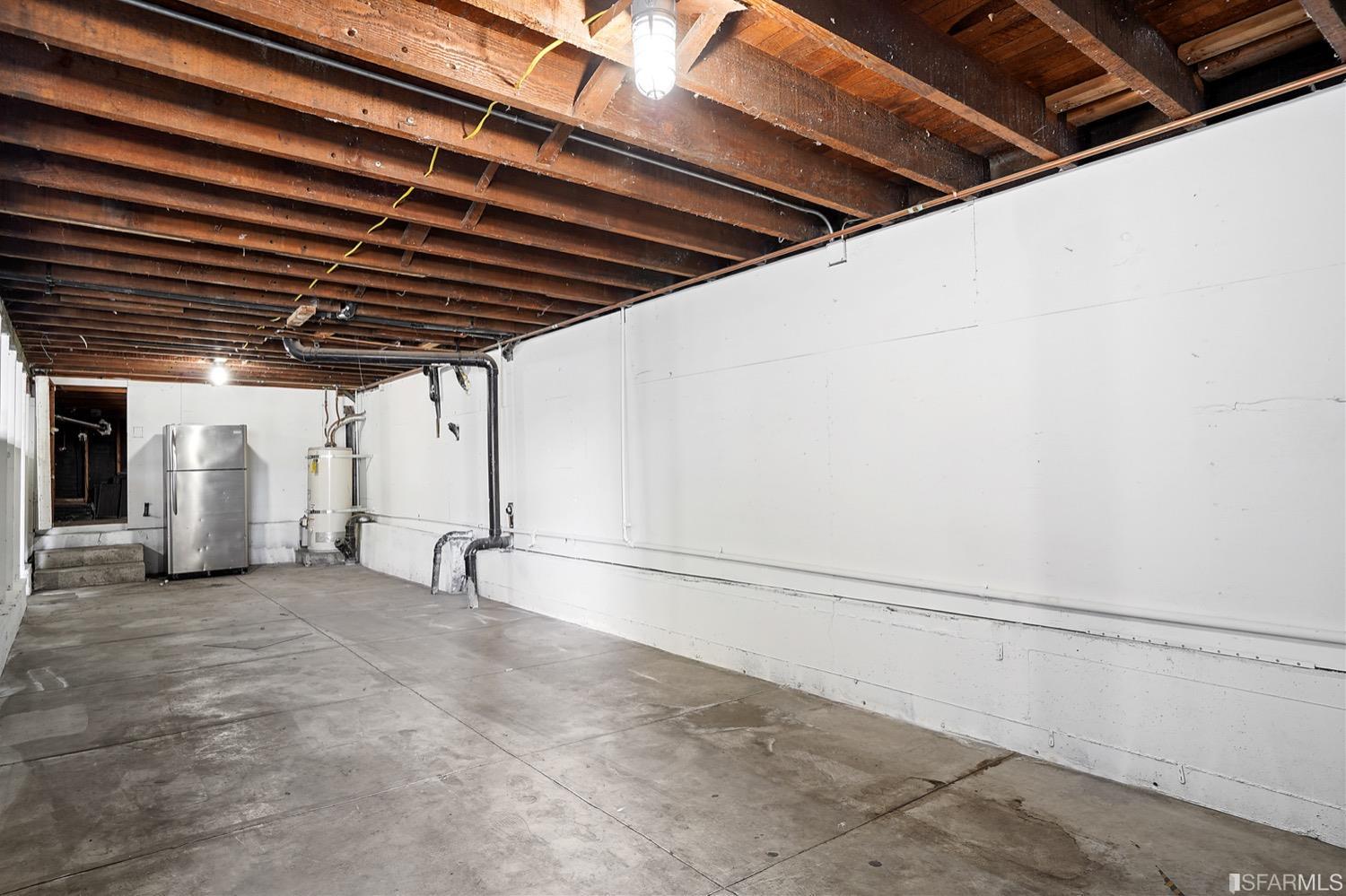 1015 26th Street Oakland, CA 94607 - Photo 32 of 33 a view of an empty room