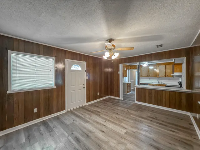 $1,725 | 211 Pineview Drive, Goose Creek, SC 29445