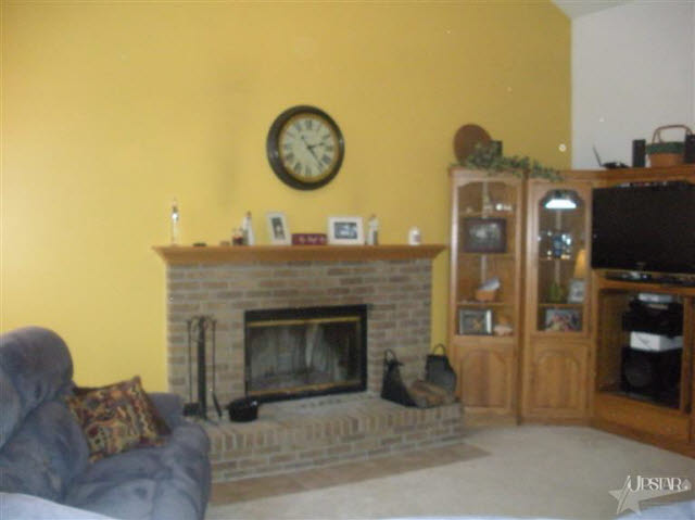 1713 Windmill Ridge Fort Wayne, IN 46825 - Photo 3 of 26 Gallery Image 3