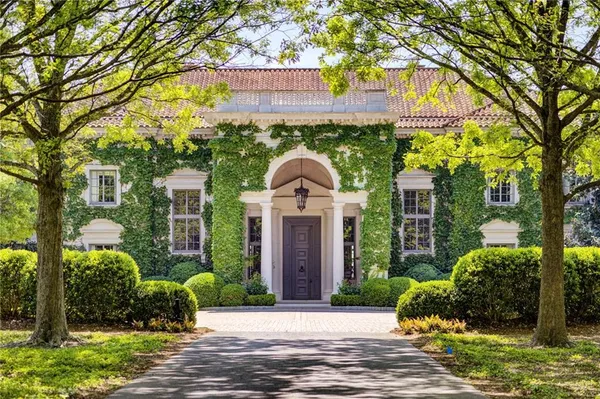 $10,000,000 | 1405 Big Eddy Court, Columbus, GA 31904