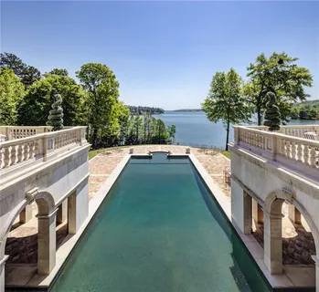 $10,000,000 | 1405 Big Eddy Court, Columbus, GA 31904
