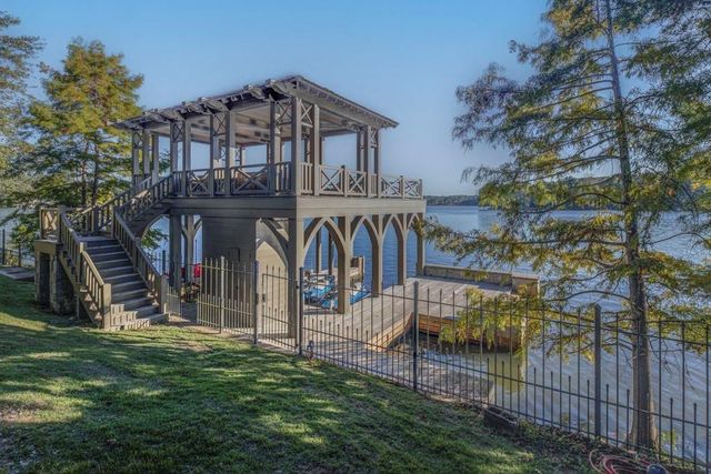 $10,000,000 | 1405 Big Eddy Court, Columbus, GA 31904