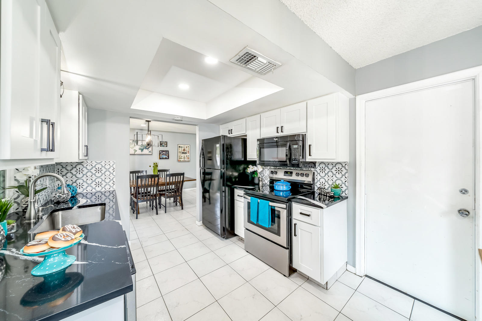 22330 Southwest 65th Avenue Boca Raton, FL 33428 - Photo 23 of 54 Kitchen