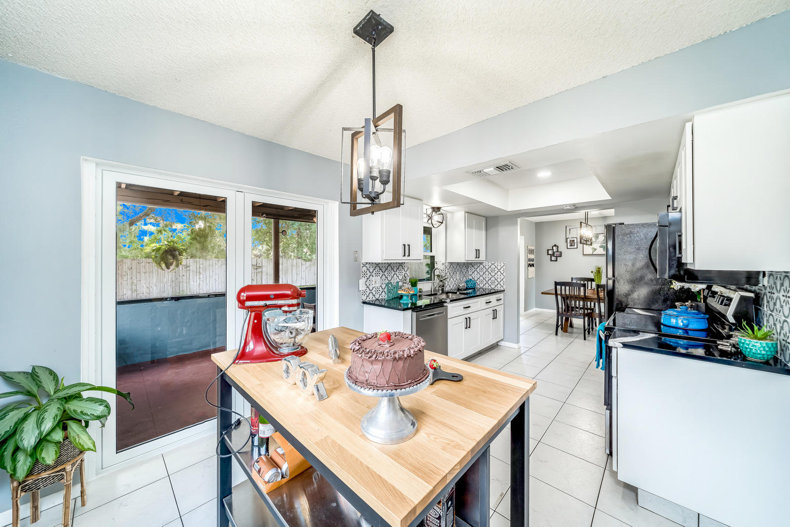 22330 Southwest 65th Avenue Boca Raton, FL 33428 - Photo 27 of 54 Eat in kitchen