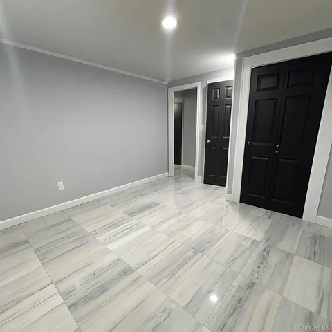 $2,000 | 6 A James Street, Huntington Station, NY 11746