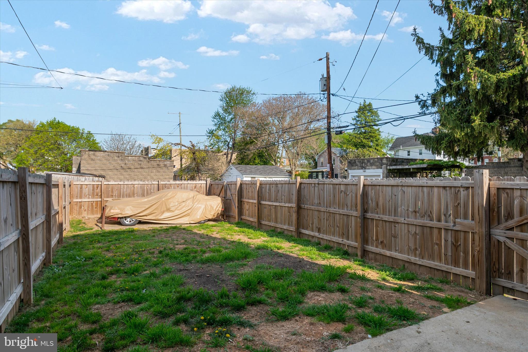 3714 5th Street Baltimore, MD 21225 - Photo 31 of 35 a view of a backyard