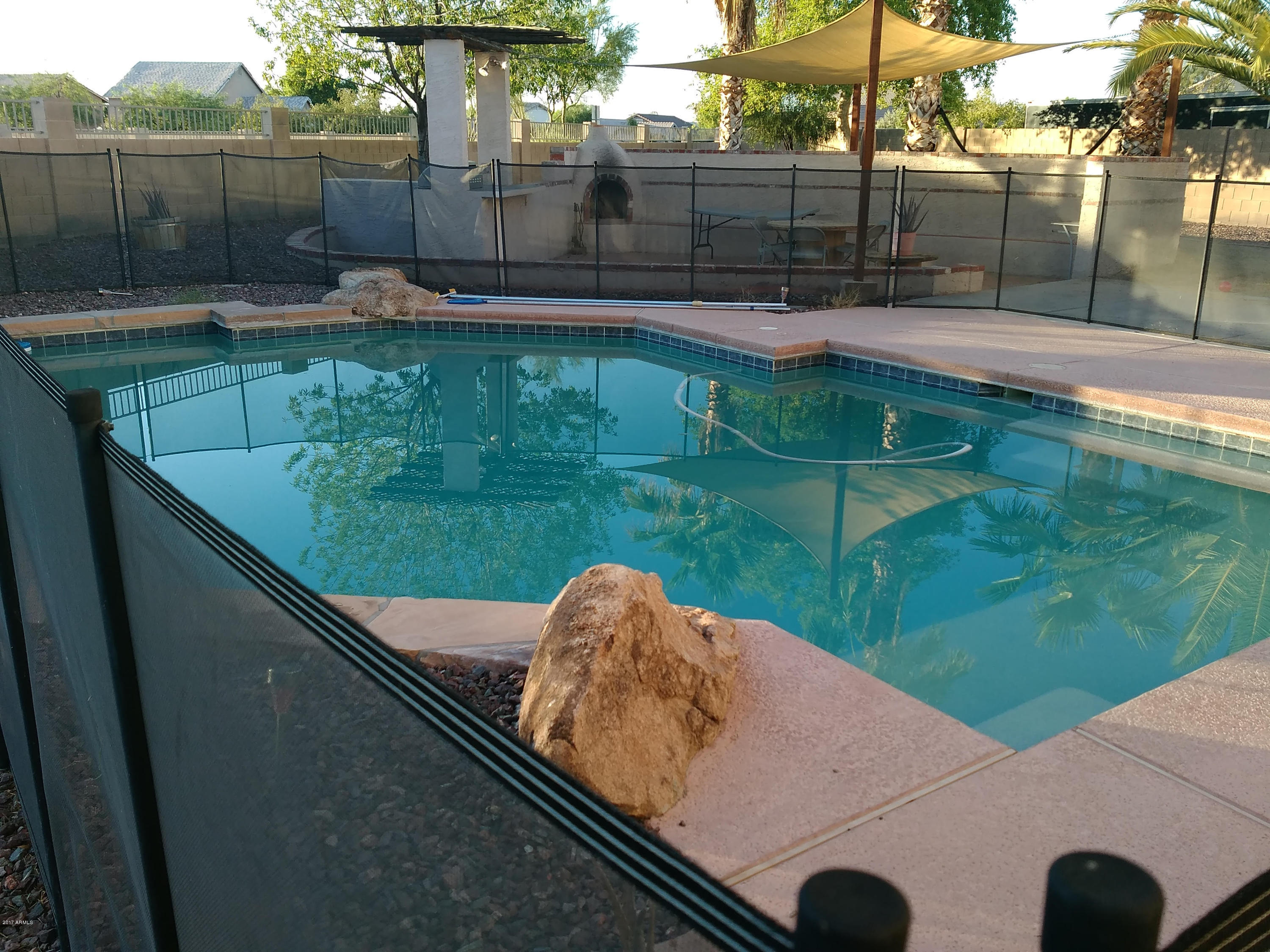2438 West Darrel Road Phoenix, AZ 85041 - Photo 2 of 12 pool (10)