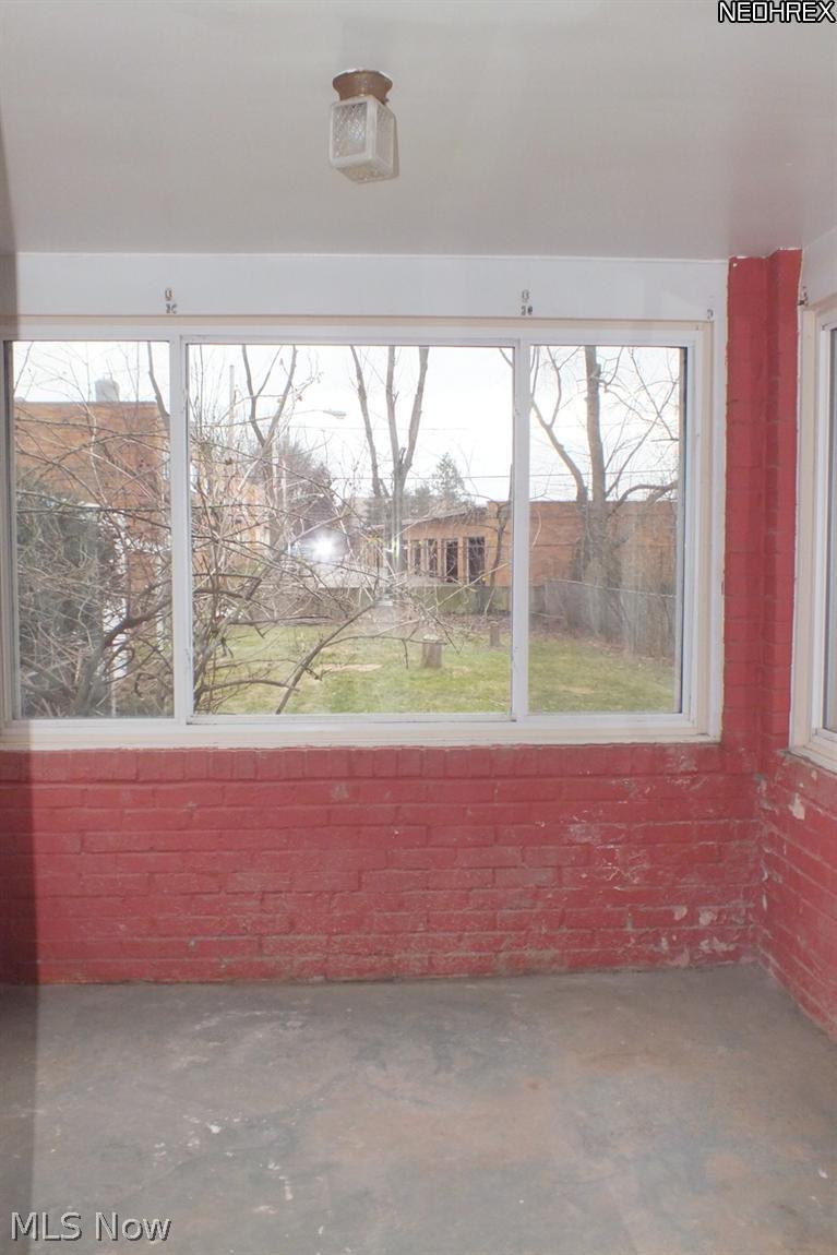 3988 Ardmore Road Cleveland Heights, OH 44121 - Photo 9 of 19