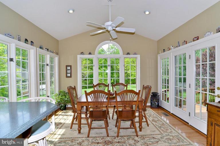 11062 Dorsch Farm Road Ellicott City, MD 21042 - Photo 10 of 23 Sunroom