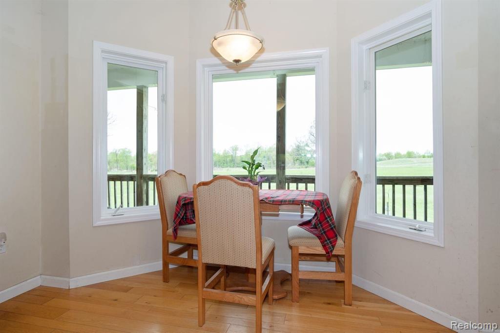 5138 Pingree Road Howell, MI 48843 - Photo 14 of 35