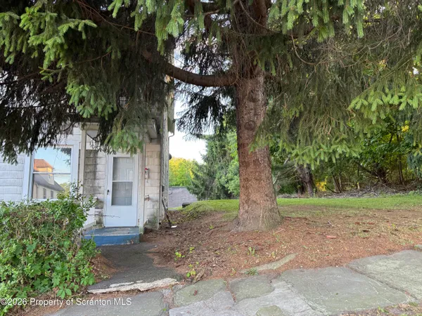 $1,450 | 233 Reese Street, Scranton, PA 18508