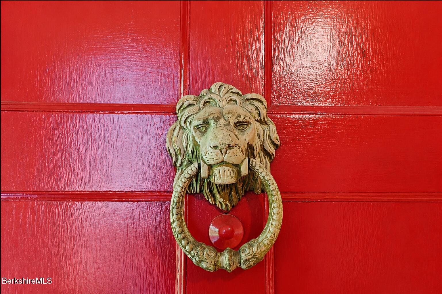4 Stockbridge Road West Stockbridge, MA 01266 - Photo 3 of 123 Front Door