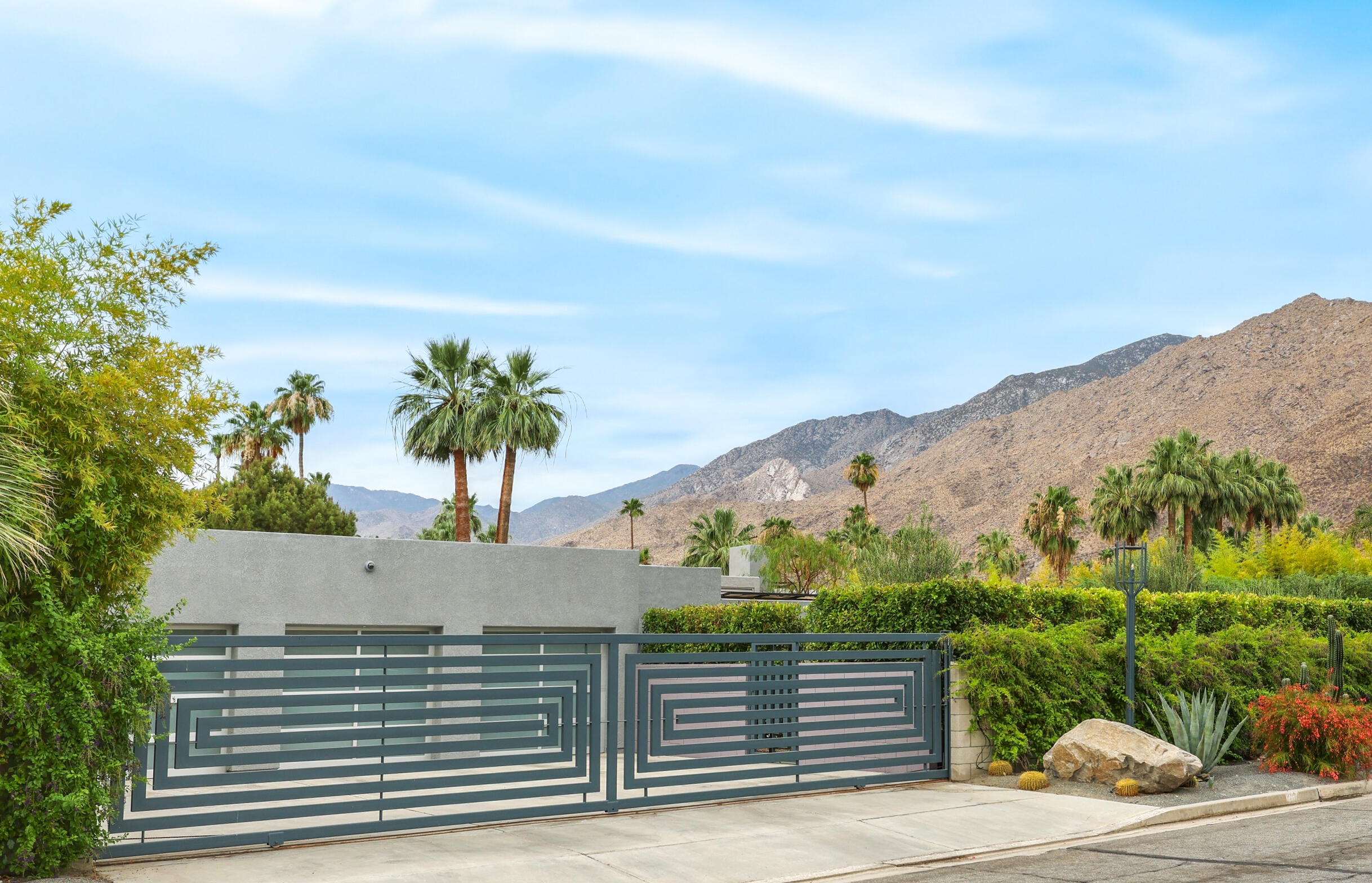 287 East Morongo Road Palm Springs, CA 92264 - Photo 29 of 83 01