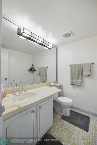 $245,000 | 100 Golden Isles Drive, Unit 911, Hallandale Beach, FL 33009