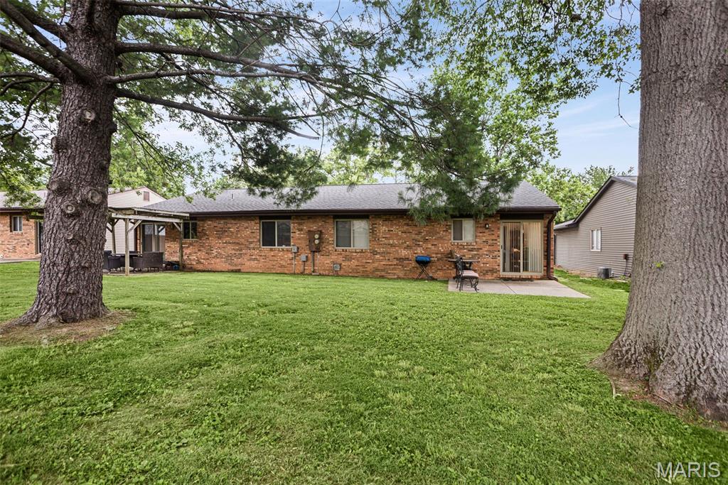 809 White Oak Drive O'Fallon, IL 62269 - Photo 6 of 16
