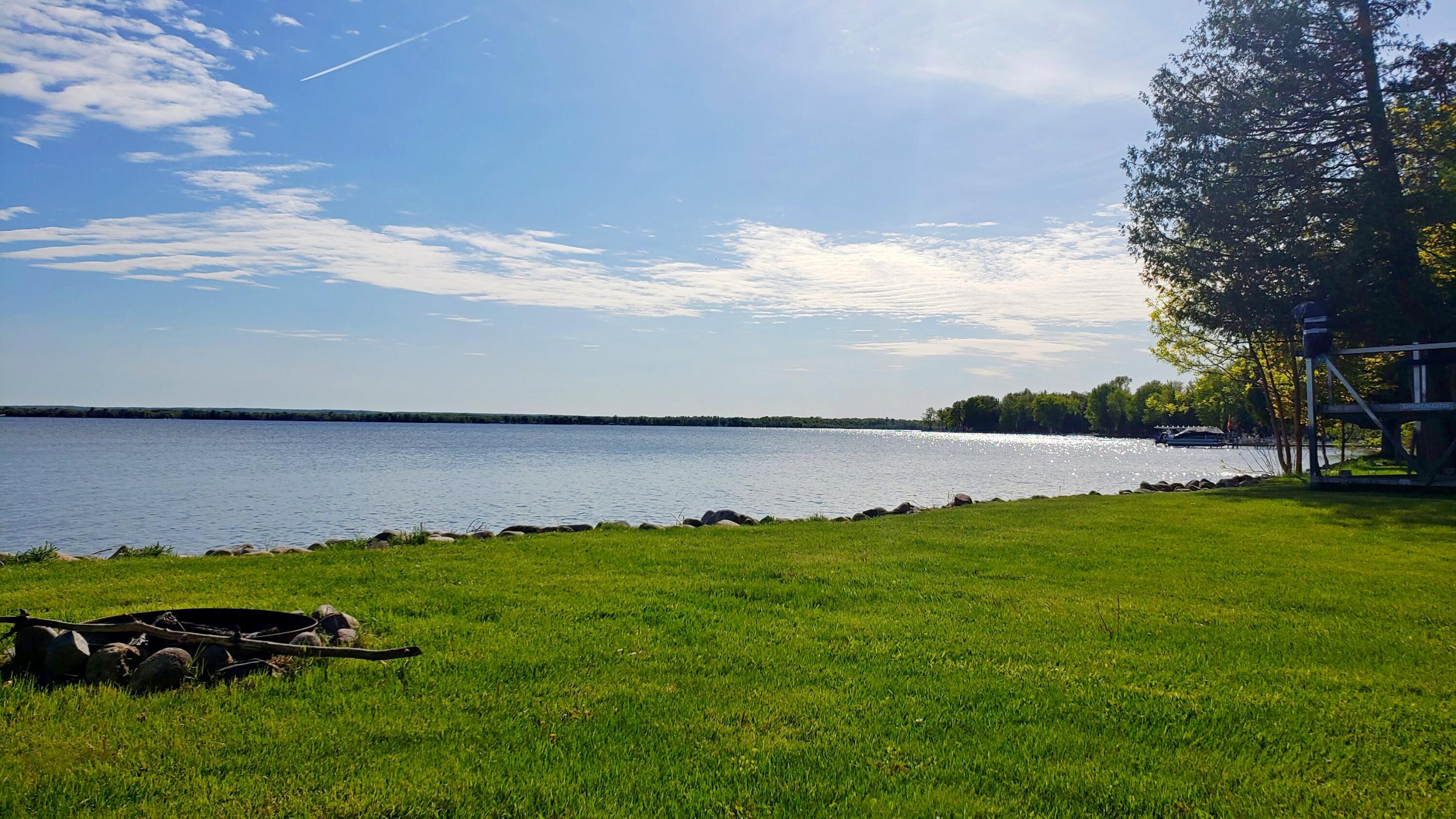 10102 North Shore Road Cheboygan, MI 49721 - Photo 4 of 47 Gallery Image 4