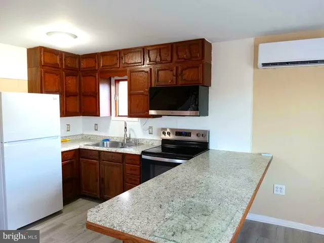 $325,000 | 22 Presley Lane, Kearneysville, WV 25430