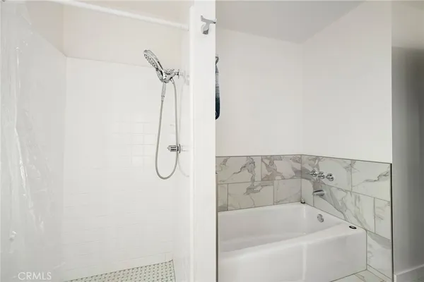 $4,950 | 80071 Palm Cir Drive, La Quinta, CA 92253