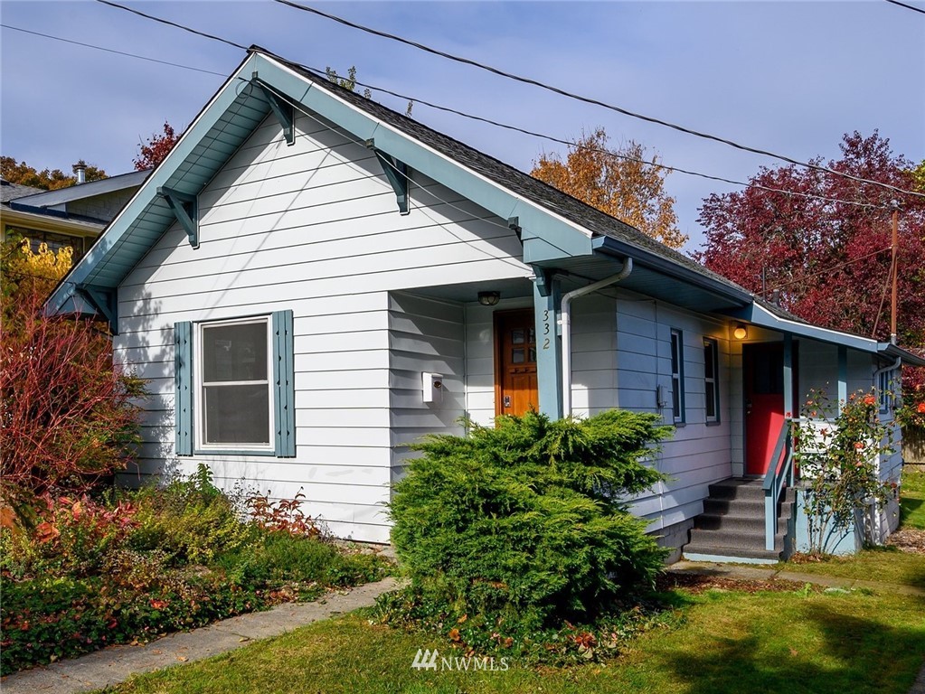 332 North 81st Street Seattle, WA 98103 - Photo 1 of 18 Gallery Image 1