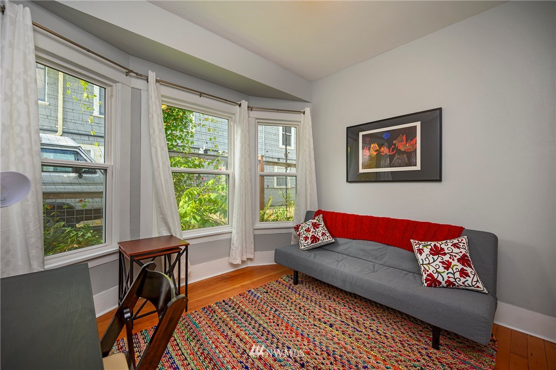 332 North 81st Street Seattle, WA 98103 - Photo 8 of 18 Gallery Image 8