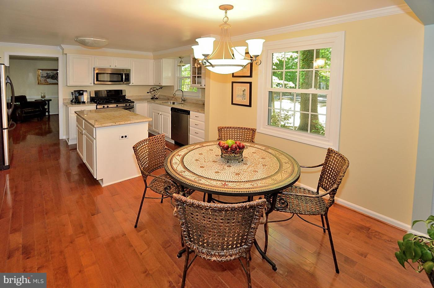 4902 Pheasant Ridge Road Fairfax, VA 22030 - Photo 11 of 25 Kitchen