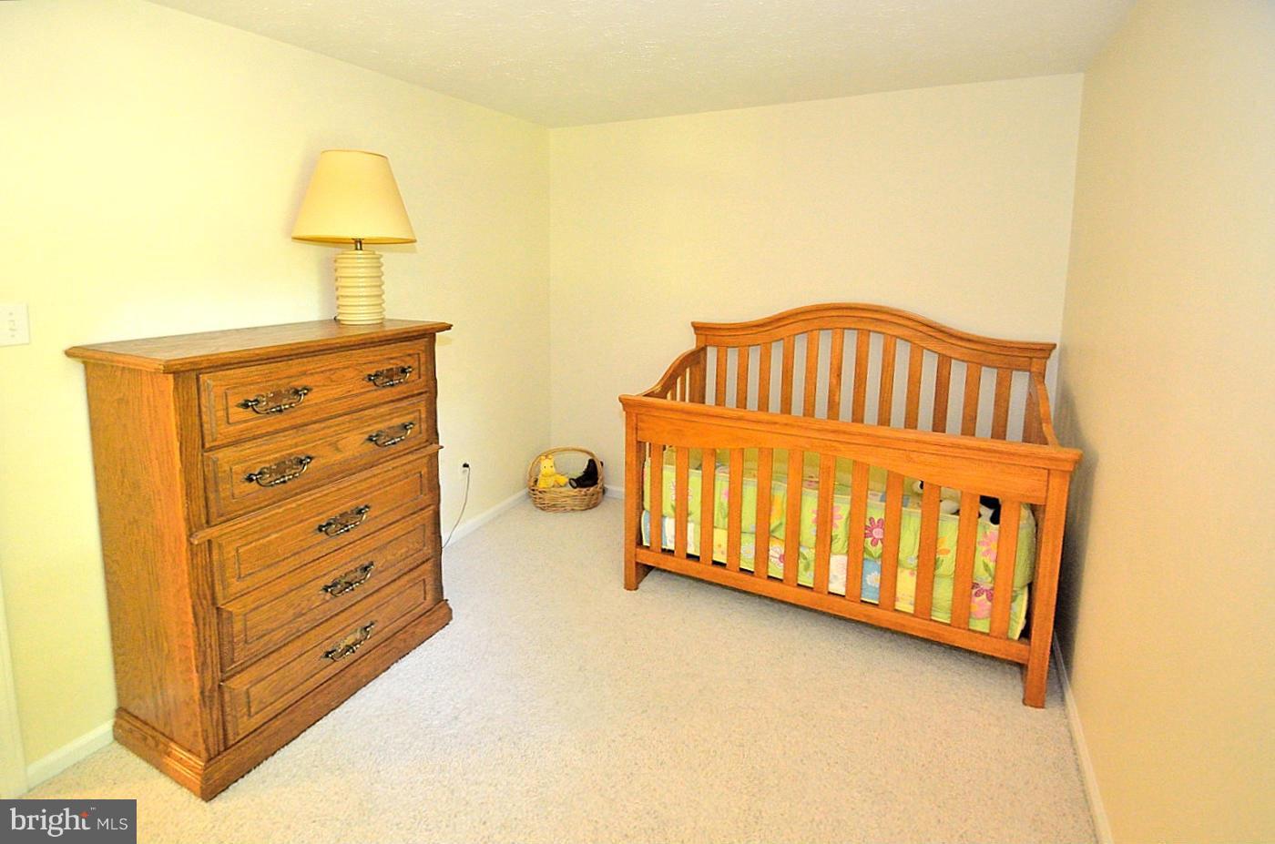 4902 Pheasant Ridge Road Fairfax, VA 22030 - Photo 19 of 25 Bedroom