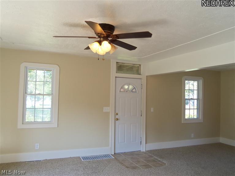 3911 Dunton Road Lorain, OH 44055 - Photo 2 of 24 Gallery Image 2