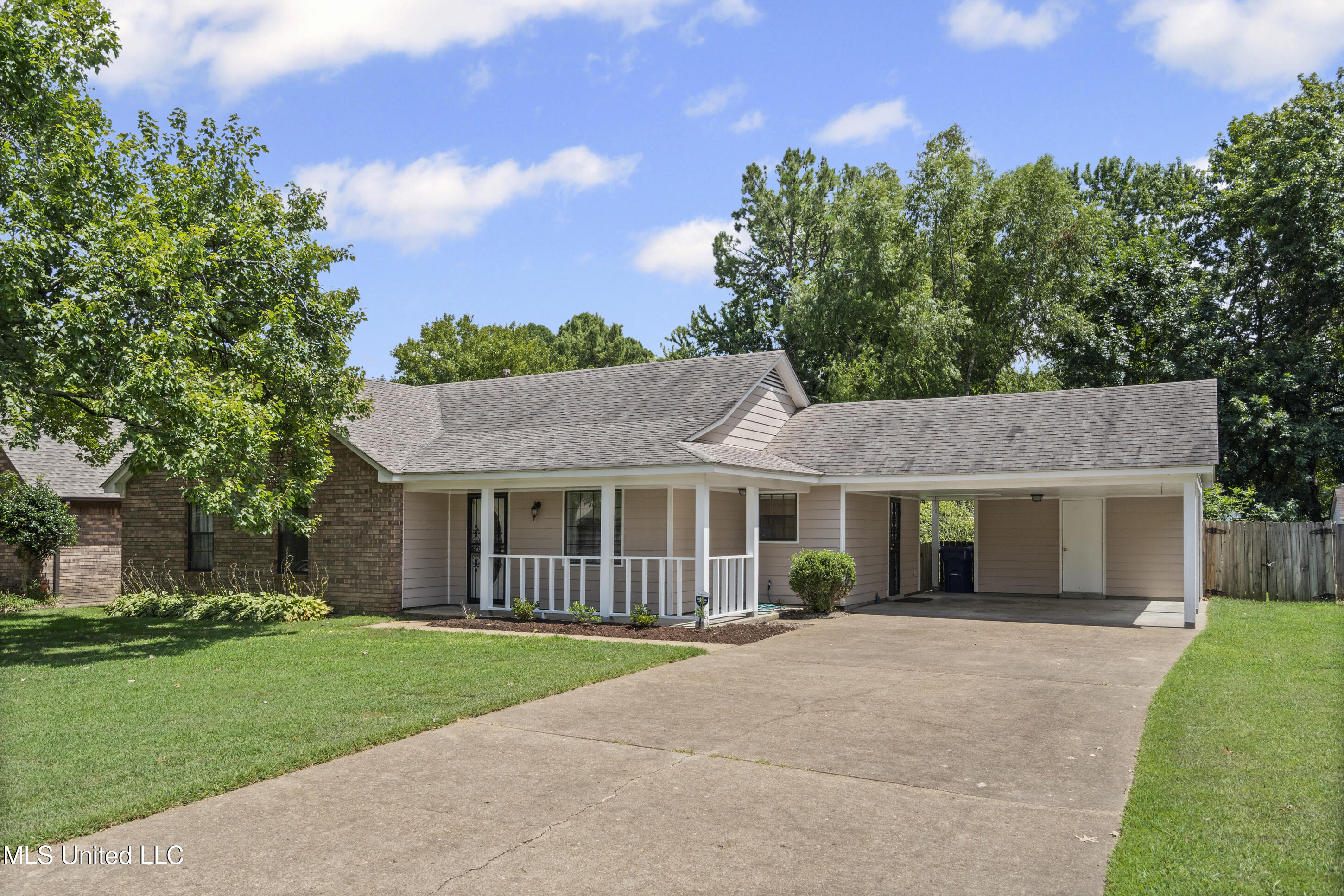6671 River Birch Road Walls, MS 38680 - Photo 1 of 27 Front