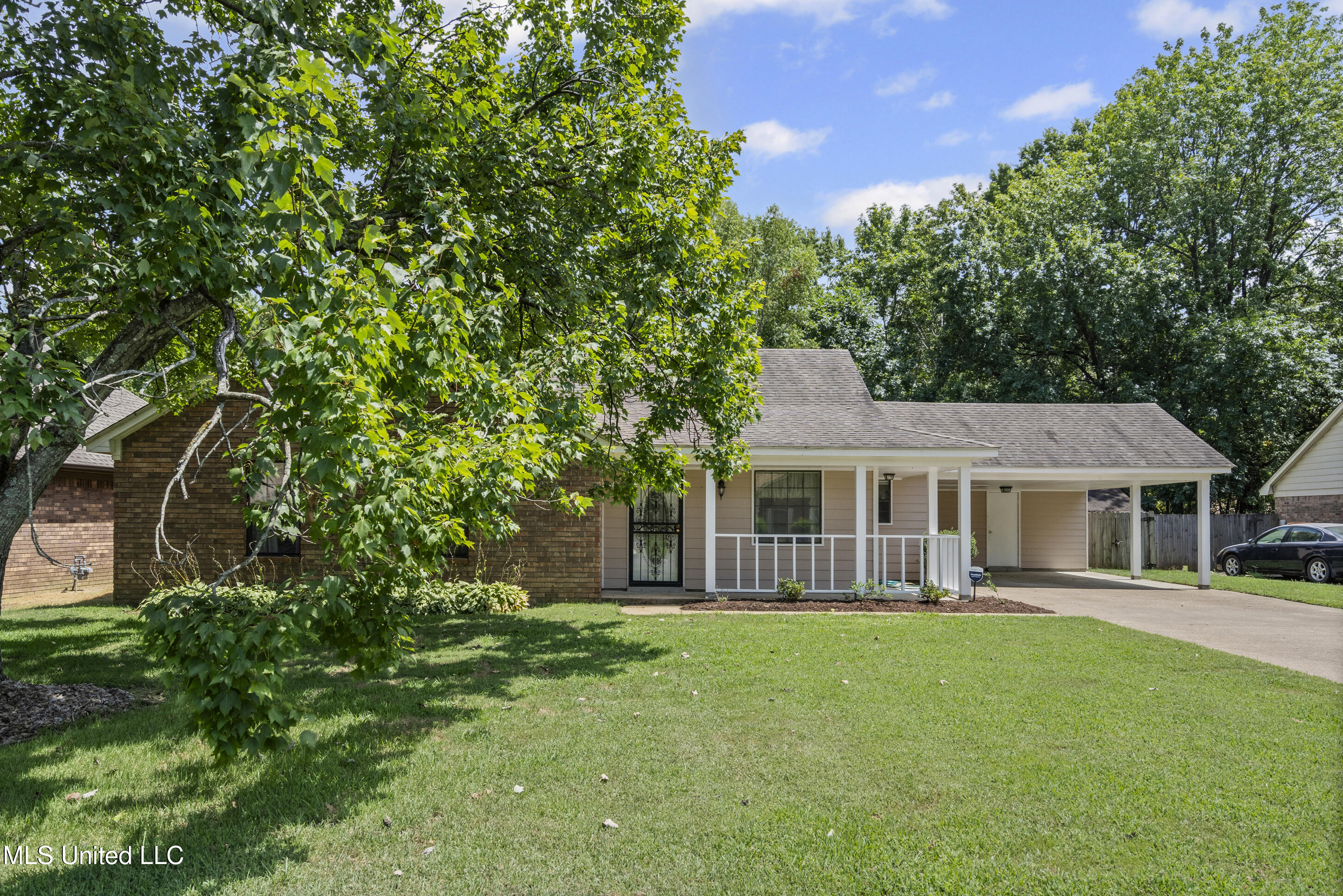 6671 River Birch Road Walls, MS 38680 - Photo 2 of 27 Front