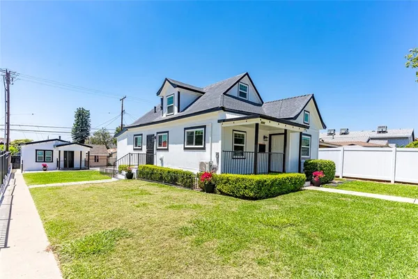 $3,700 | 6741 Newlin Avenue, Whittier, CA 90601