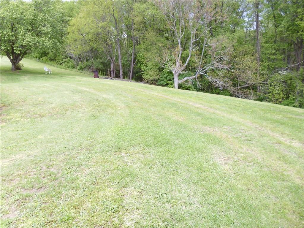 1120 Locust Road Vandergrift, PA 15690 - Photo 7 of 24