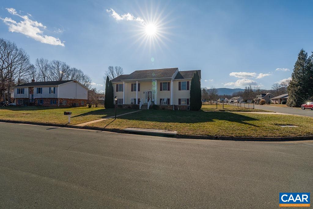 43 Dogwood Road Stuarts Draft, VA 24477 - Photo 20 of 66