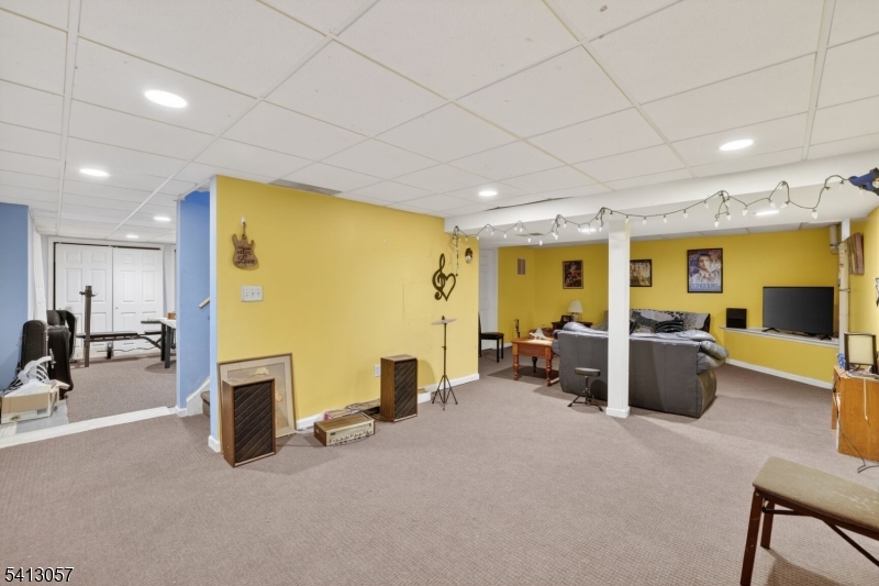 3 Turnburry Road Washington, NJ 07882 - Photo 19 of 24 a view of a room with gym equipment